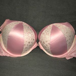 Victoria’s Secret 38DD Bra